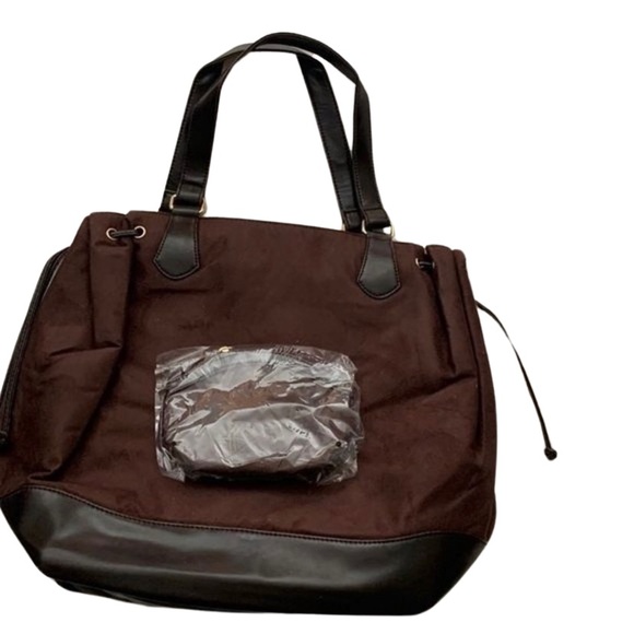 Brand new set of bag and wallet exclusively made for Bloomingdales. Brown - Picture 8 of 9